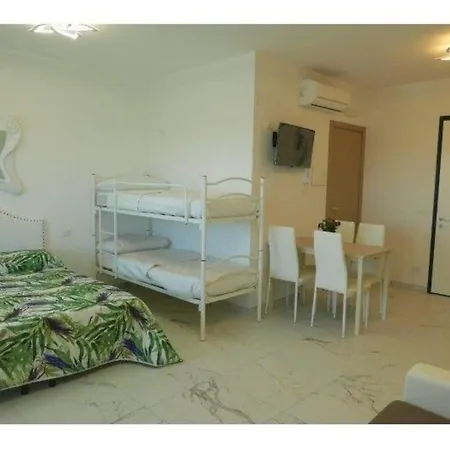 Studio Fuer 6 Personen Ca 45 Qm In Bibione, Adriakueste Italien Und Umgebung - B59980 アパート *
